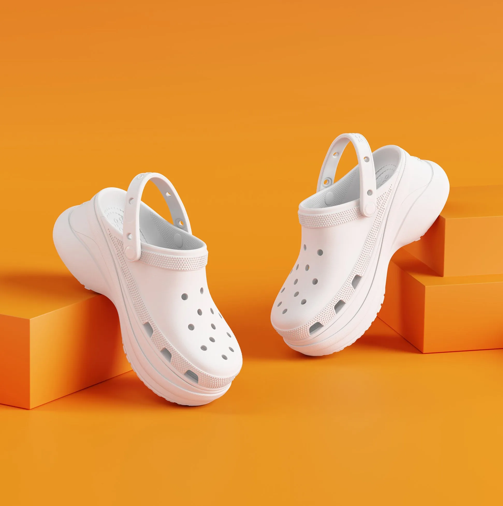 206302-100 CLASSIC BAE Womens Clogs White