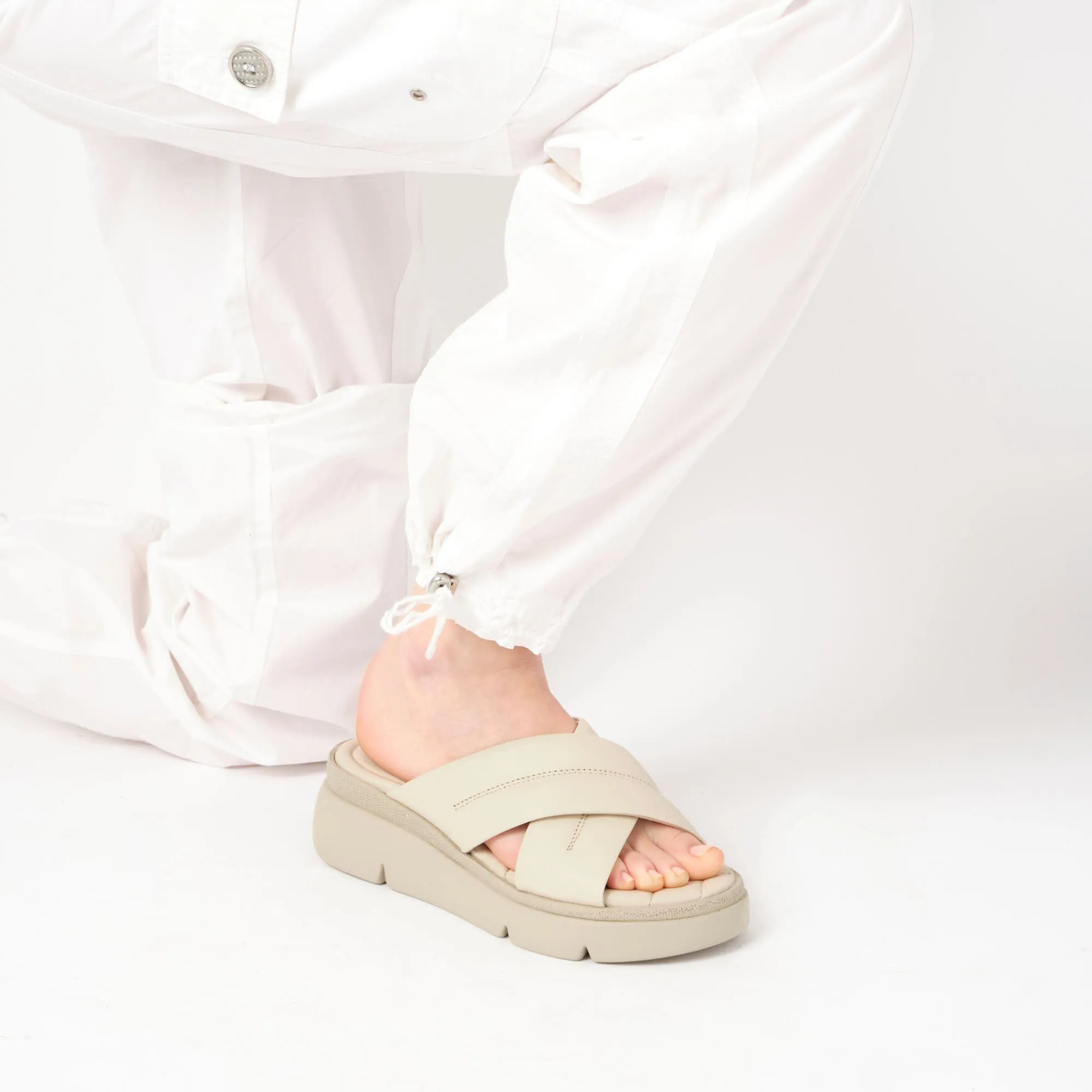 Bali Cross -Scholl