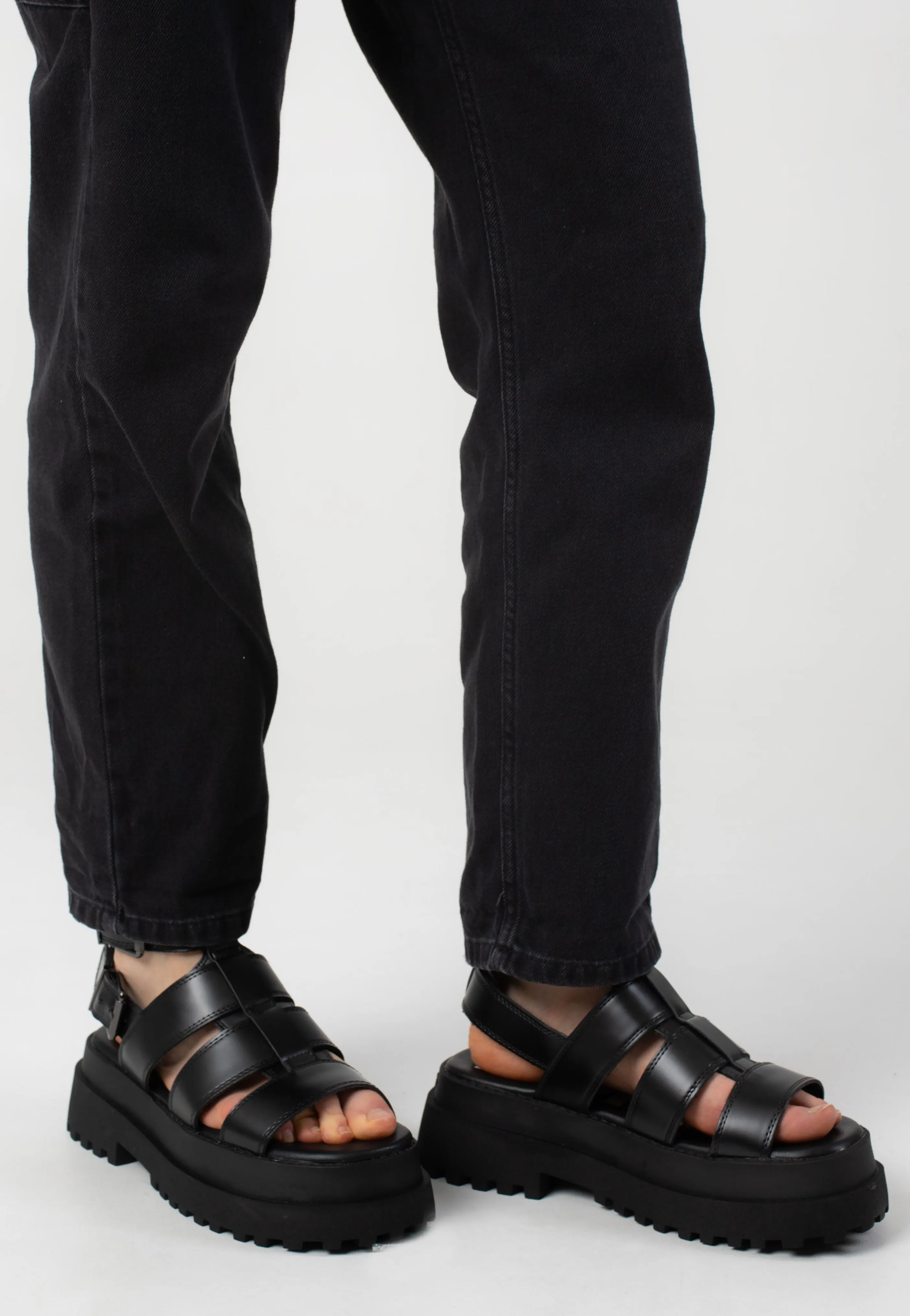 Buffalo - Pluto Vegan Nappa Gld Black - Girl Sandals