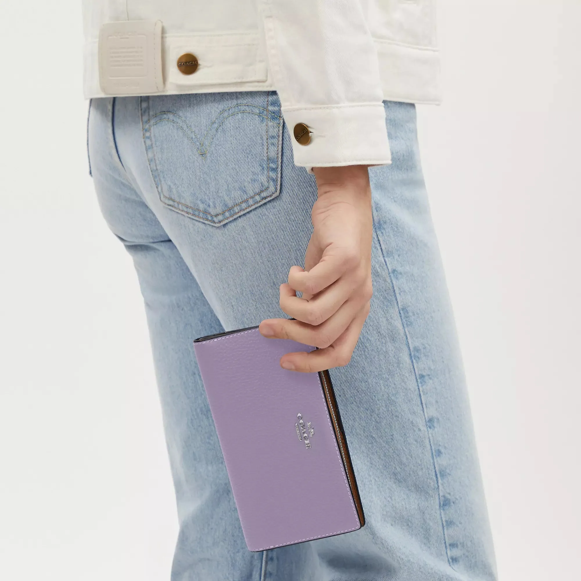 Coach Outlet Slim Zip Wallet