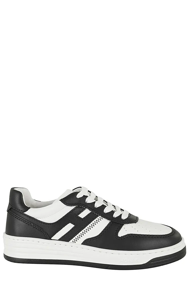H630 Sneakers
