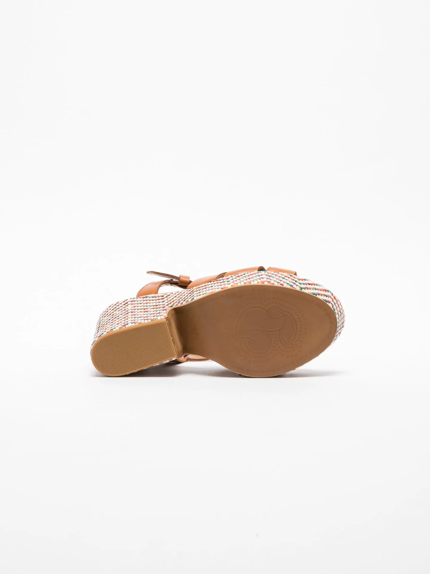 Peru Platform Sandals