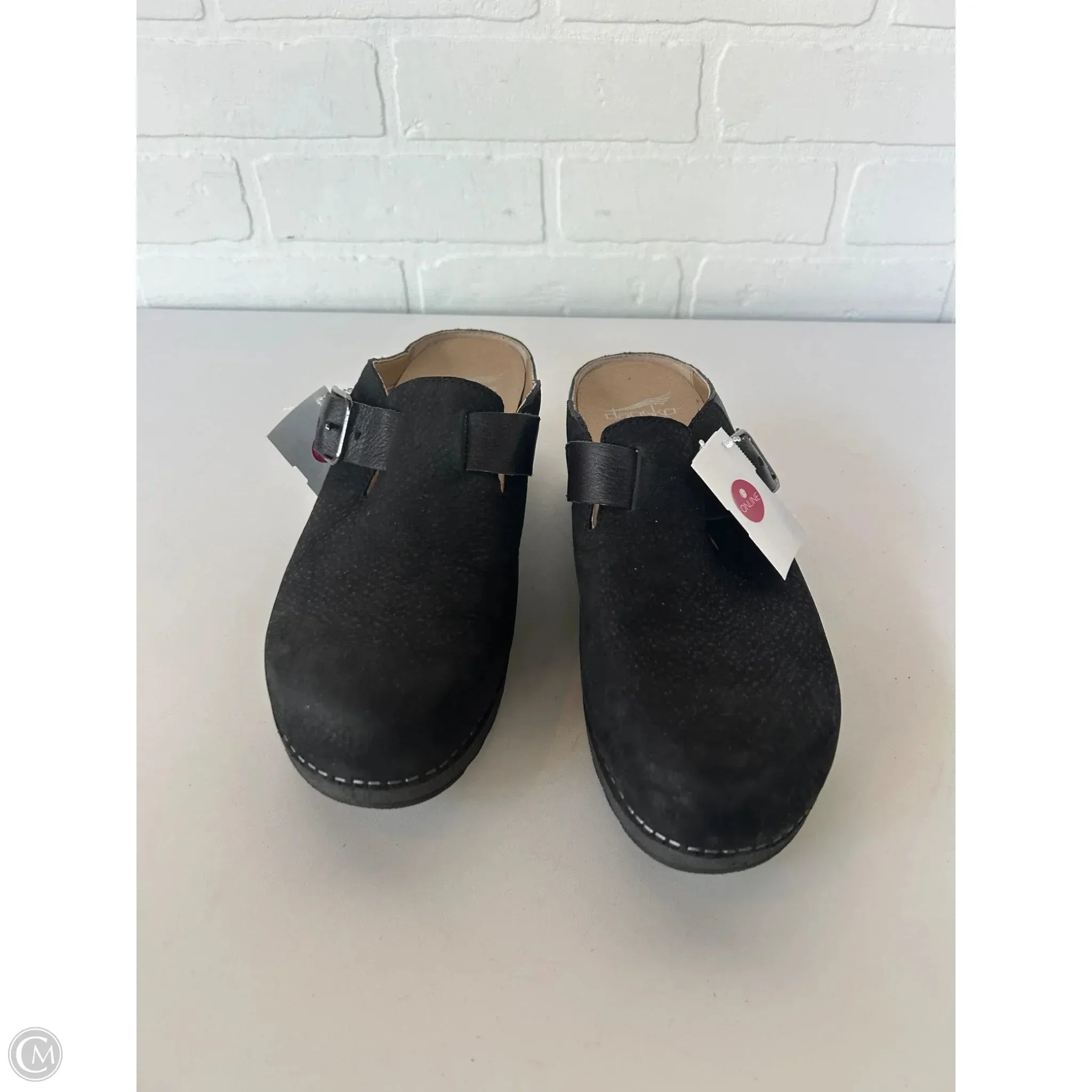 Shoes Flats By Dansko In Black, Size: 8.5